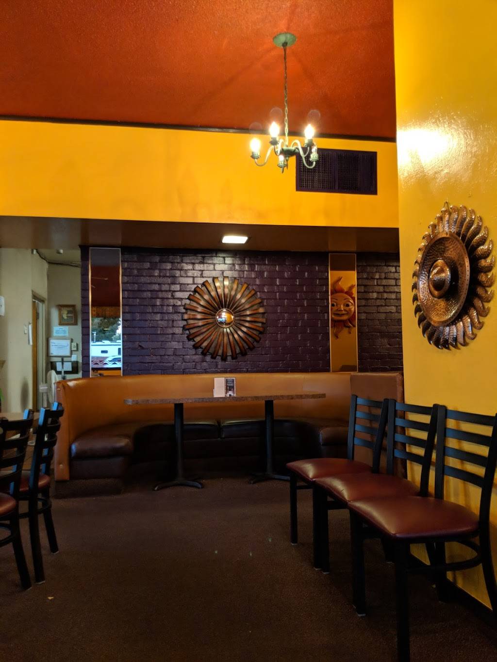 Ricardos | Mexican Cocina | restaurant | 2365 Esplanade, Chico, CA 95926, USA | 5308959607 OR +1 530-895-9607