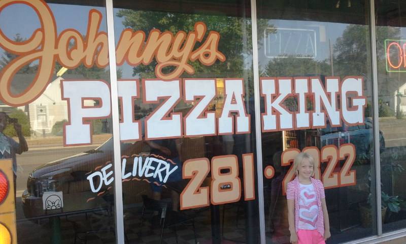 Johnnys Pizza King | restaurant | 6629 Division Ave S, Grand Rapids, MI 49548, USA | 6162812322 OR +1 616-281-2322