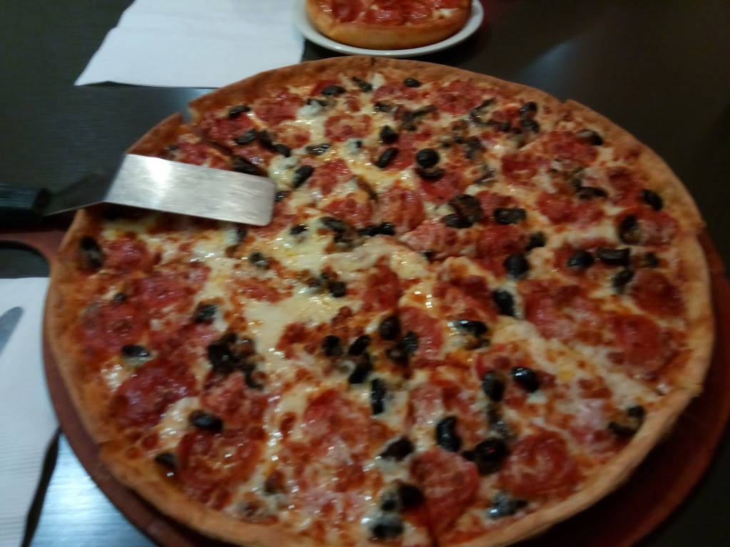 Pizza Hut | restaurant | 1224 Powhatan St, Fredericksburg, VA 22401, USA | 5403711111 OR +1 540-371-1111