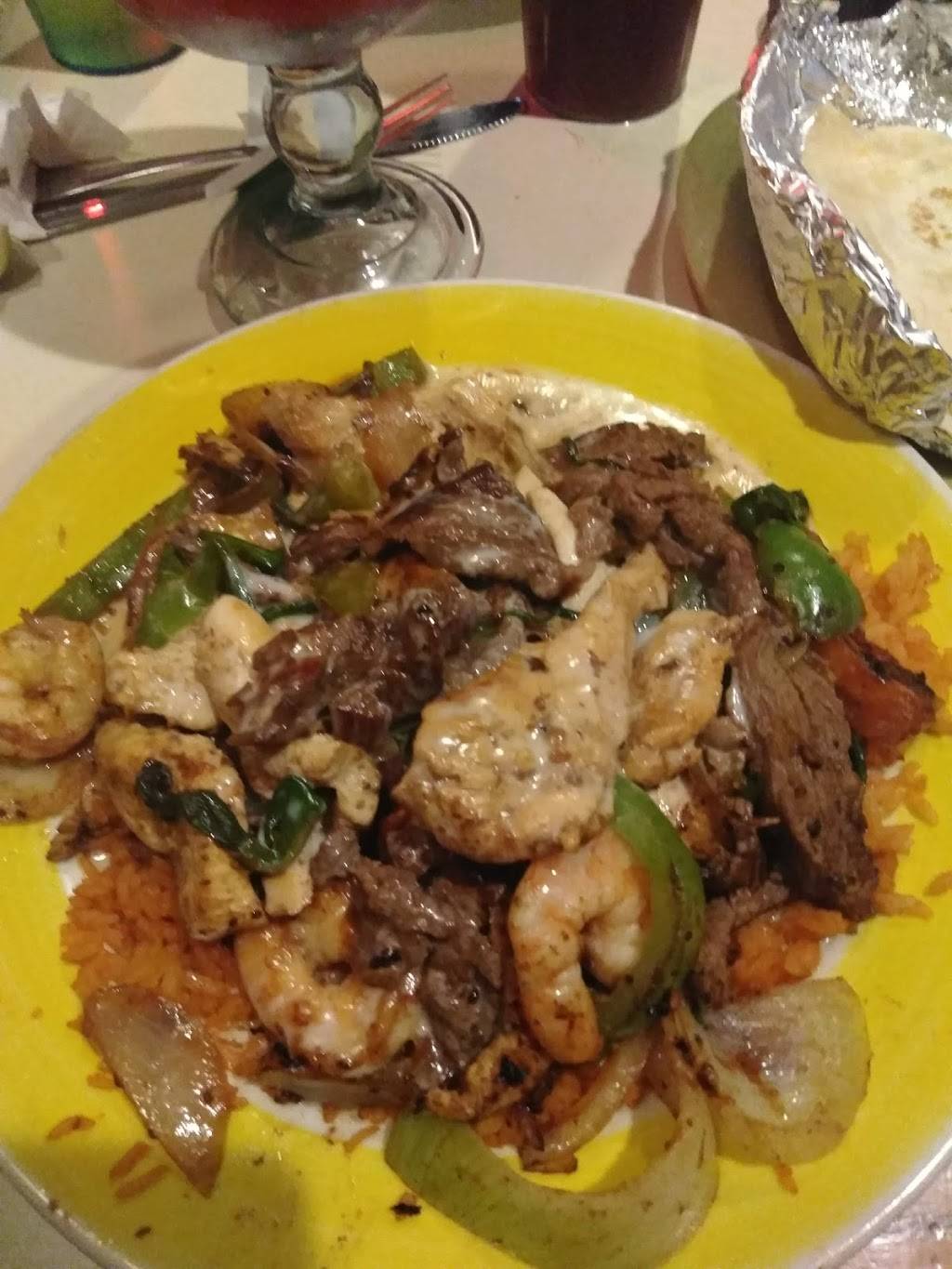 Si Senor Mex Mex Grill | restaurant | 1533 Johnson Rd, Granite City, IL 62040, USA | 6188777702 OR +1 618-877-7702