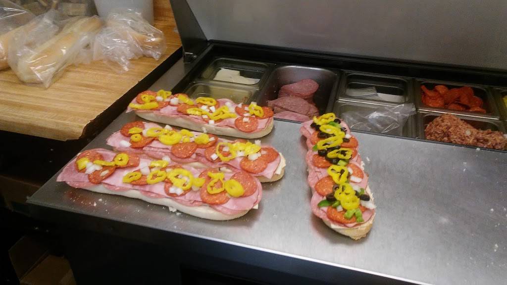 Debras Pizza | restaurant | 318 Hudson Ave, Newark, OH 43055, USA | 7403451350 OR +1 740-345-1350