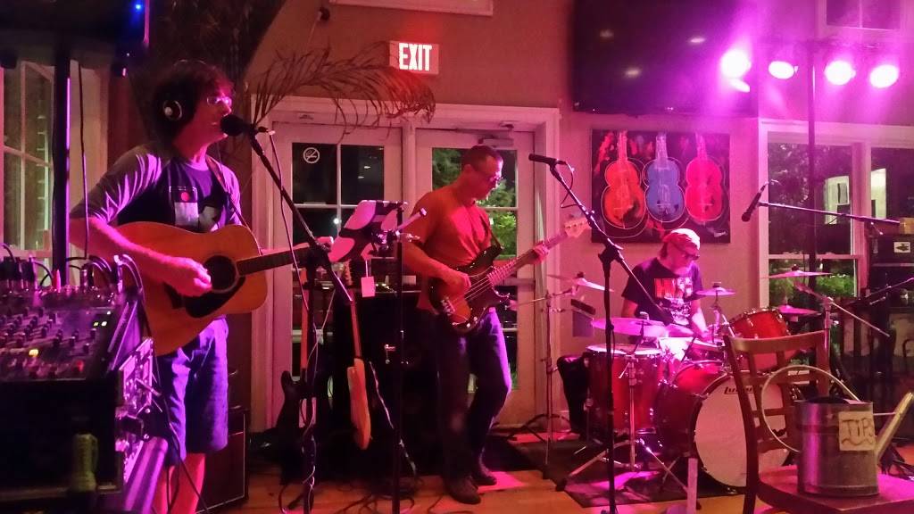 Cogans Deli & Sports Pub | restaurant | 4324 New Town Ave, Williamsburg, VA 23188, USA | 7576453351 OR +1 757-645-3351