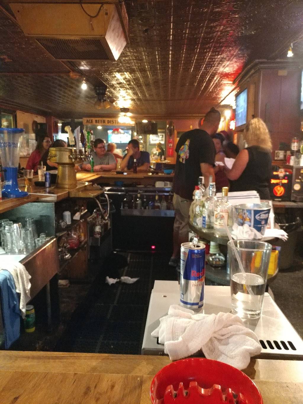 Rileys Restaurant & Pub | restaurant | 4505 Main St, Whitehall, PA 18052, USA | 6102629911 OR +1 610-262-9911