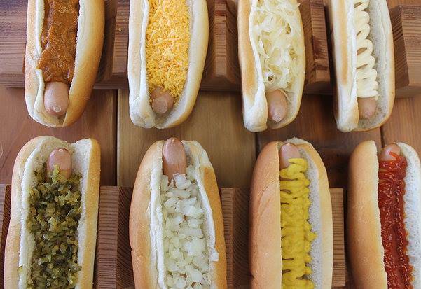 Cupids Hot Dogs | restaurant | 20030 Vanowen St, Winnetka, CA 91306, USA | 8183471344 OR +1 818-347-1344
