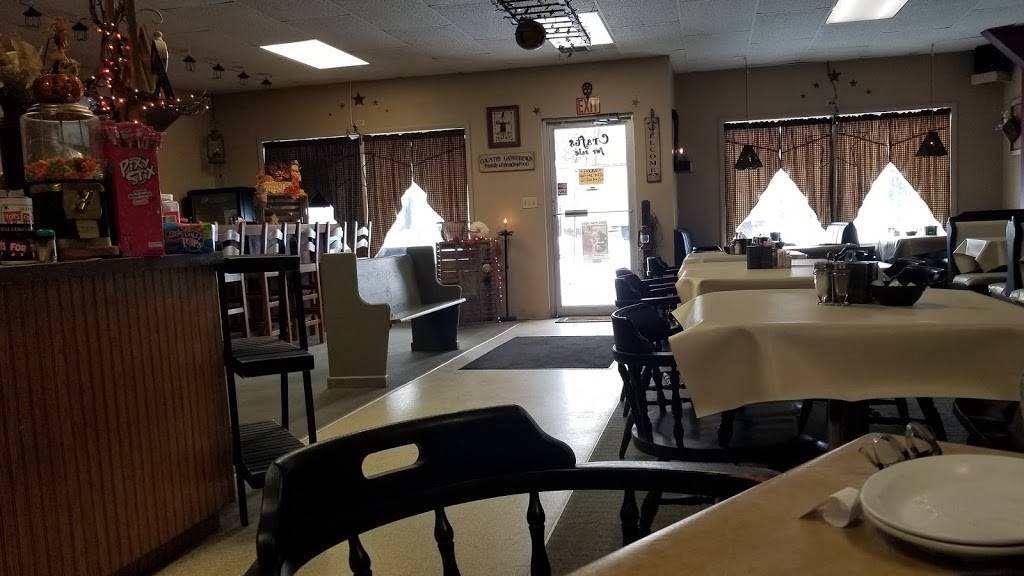 Arctic Igloo | restaurant | 12 Hillcrest Dr, Elysburg, PA 17824, USA | 5706722115 OR +1 570-672-2115