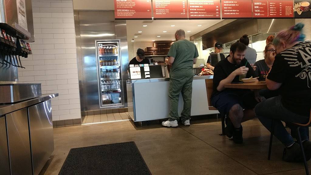 Chipotle Mexican Grill | restaurant | 4542 Boardman-Canfield Rd, Canfield, OH 44406, USA | 3307021362 OR +1 330-702-1362