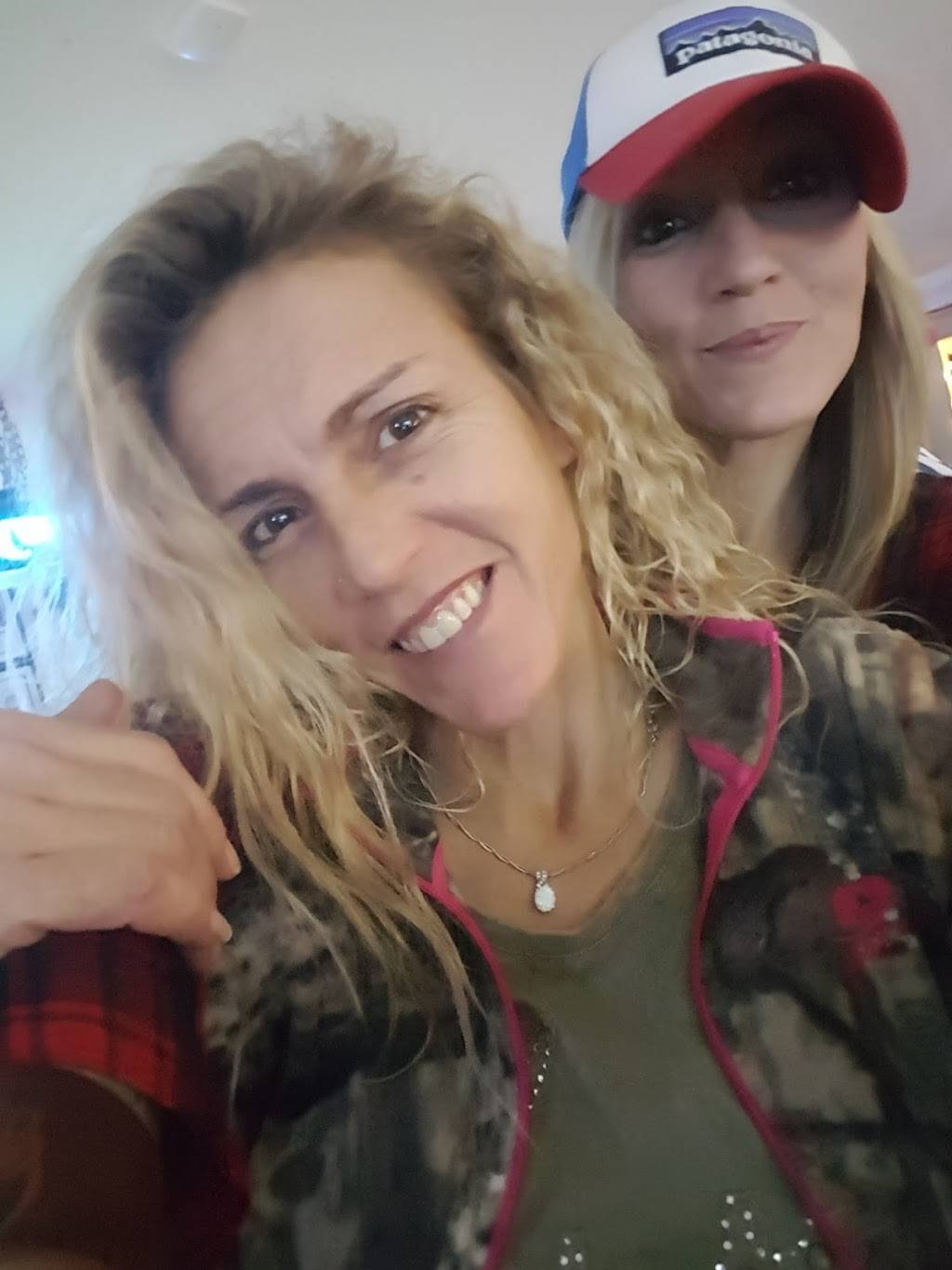 Bushwackers Retreat Hampton Coves Best Kept Secret! | restaurant | 105 Low Gap Rd, Gurley, AL 35748, USA | 2567252337 OR +1 256-725-2337