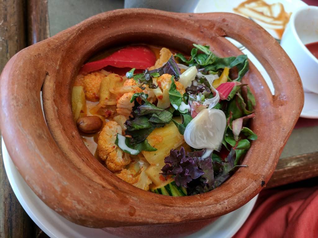 Veg | restaurant | 2431 J St, Sacramento, CA 95816, USA | 9164488768 OR +1 916-448-8768