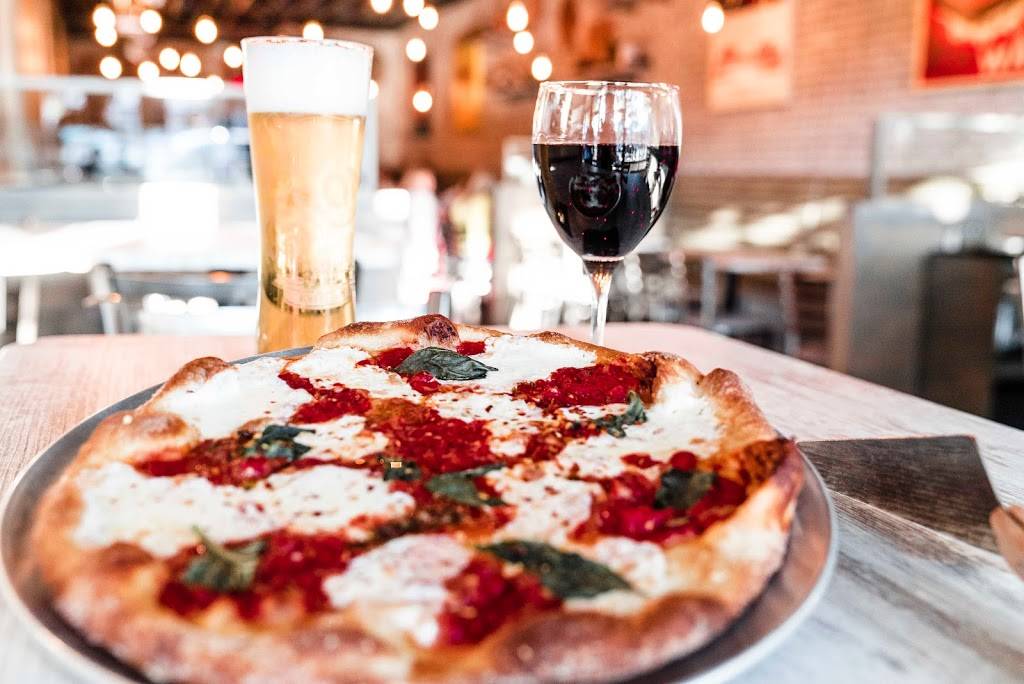 Umberto’s of Massapequa Park | restaurant | 1011 Park Blvd, Massapequa Park, NY 11762, USA | 5165413030 OR +1 516-541-3030