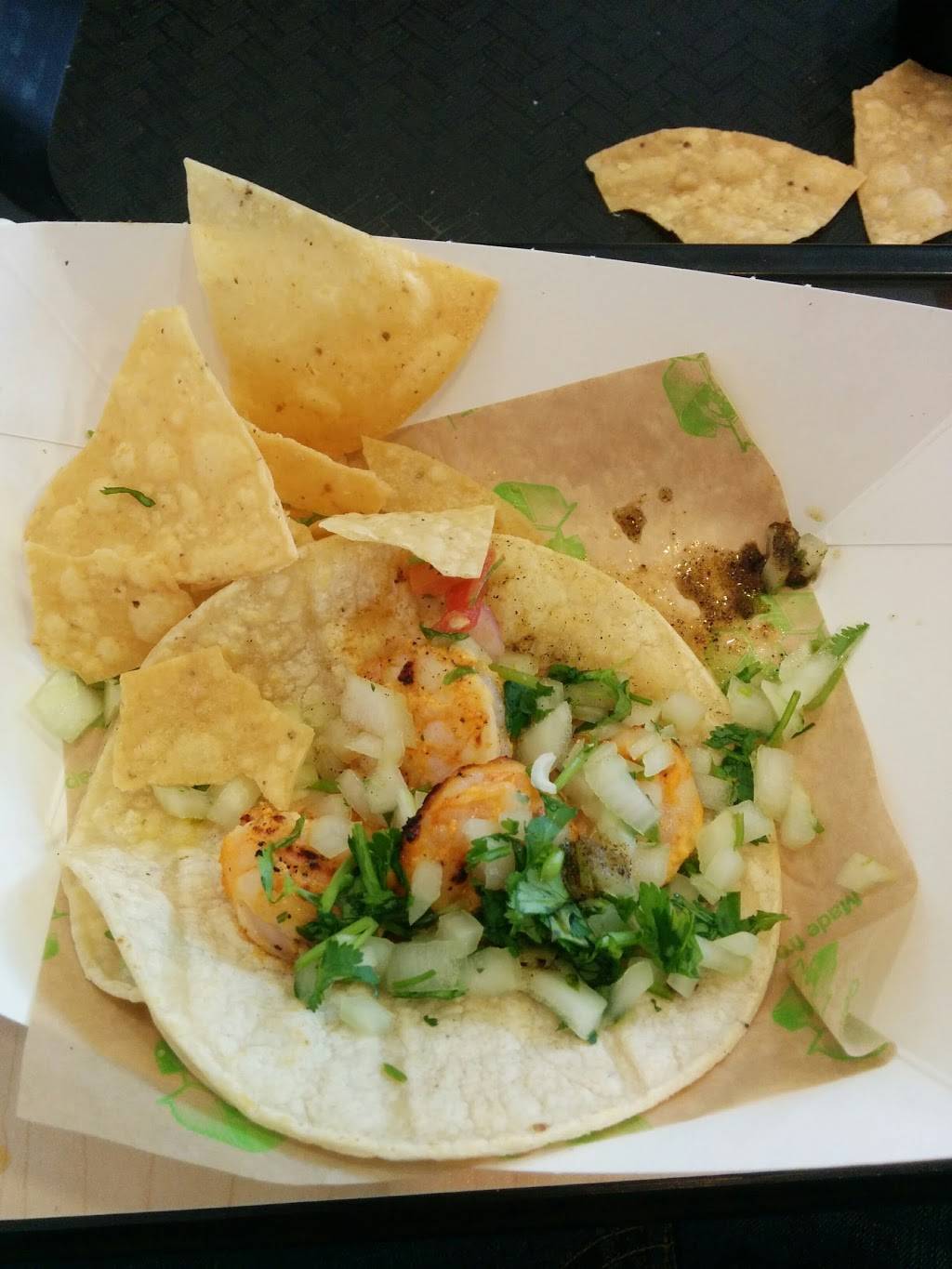 Baja Fresh | restaurant | 6922 Hollywood Blvd Ste 106, Los Angeles, CA 90028, USA | 3234674620 OR +1 323-467-4620