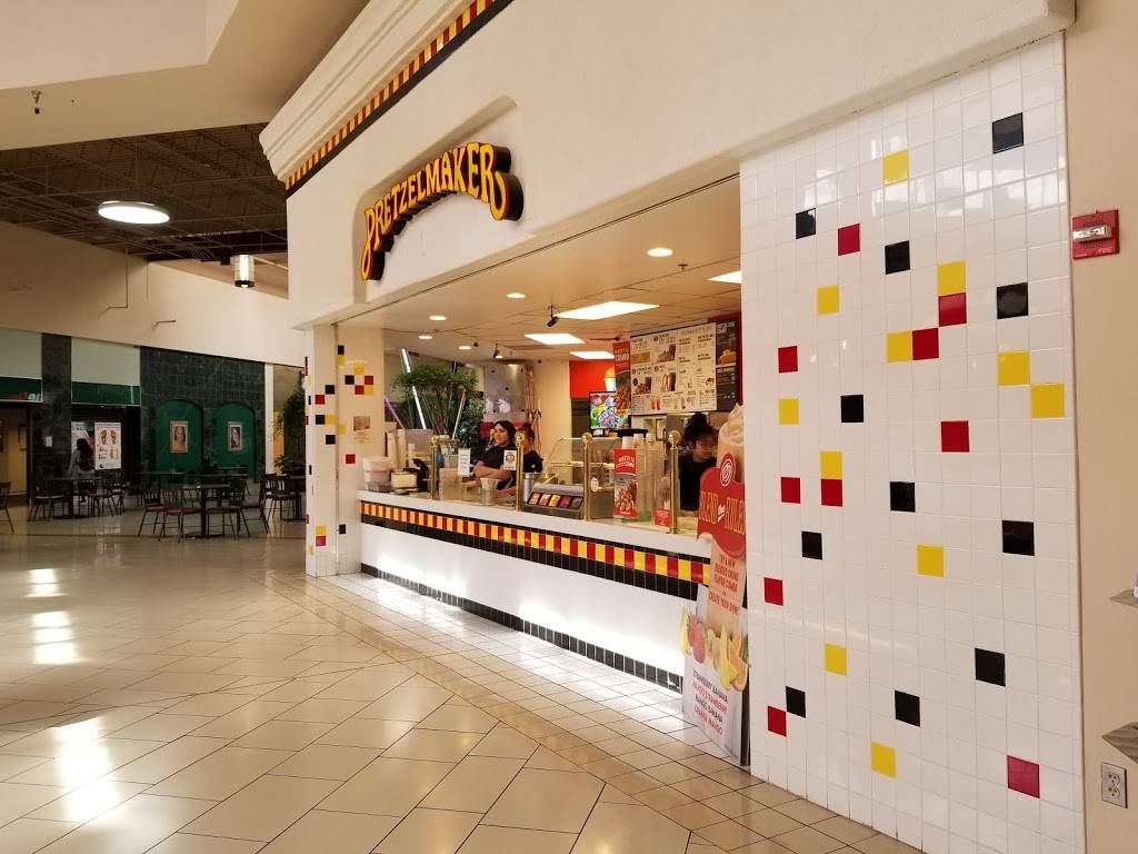 Pretzelmaker | restaurant | 1989 Greeley Mall, Greeley, CO 80631, USA | 9703563028 OR +1 970-356-3028