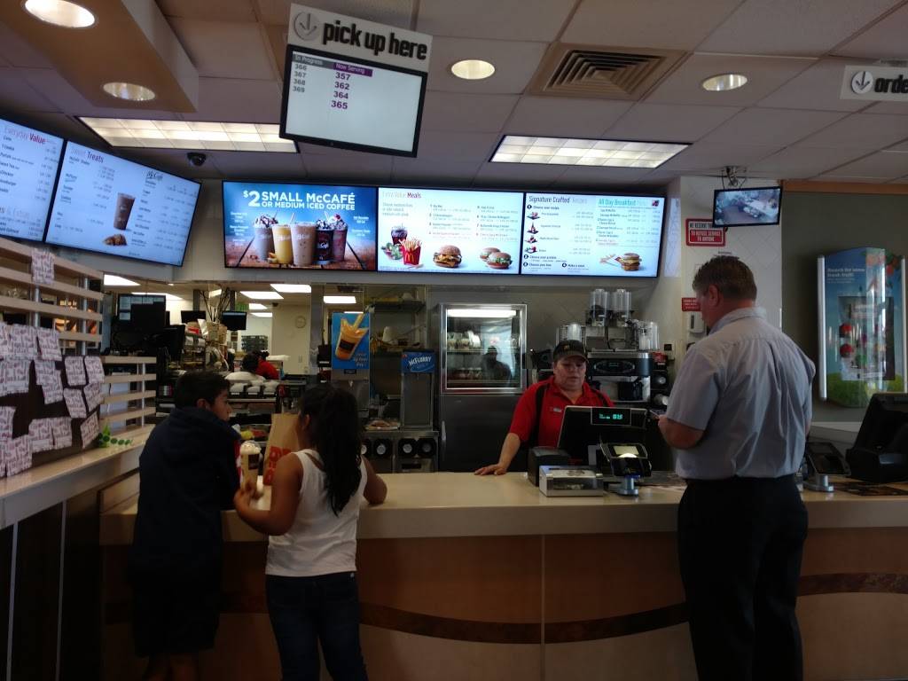 McDonalds | cafe | 8656 Sepulveda Blvd, North Hills, CA 91343, USA | 8188305660 OR +1 818-830-5660