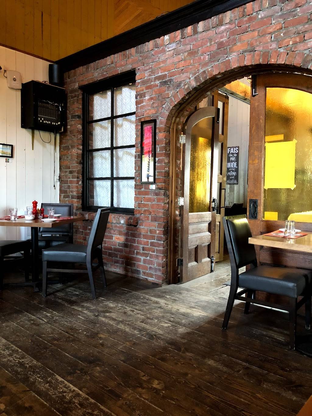 Restaurant La Vieille Tablée | restaurant | 437, 6em Avenue Nord, Saint-Georges, QC G5Y 7Y5, Canada | 4182220234 OR +1 418-222-0234