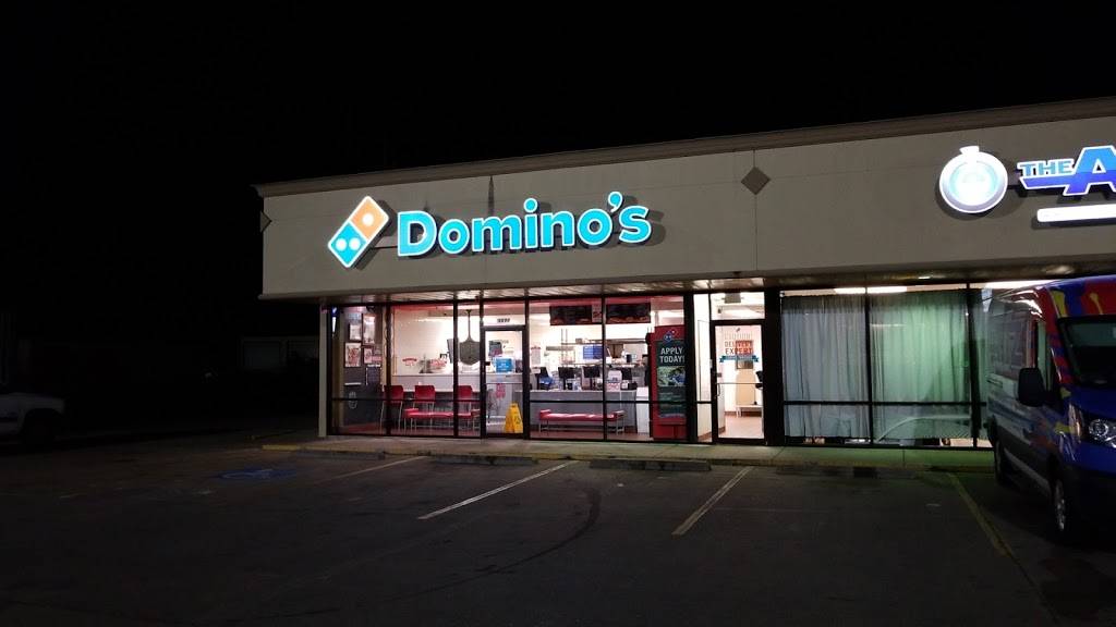 Dominos Pizza | meal delivery | 15070 Hwy 6, Rosharon, TX 77583, USA | 2814312900 OR +1 281-431-2900