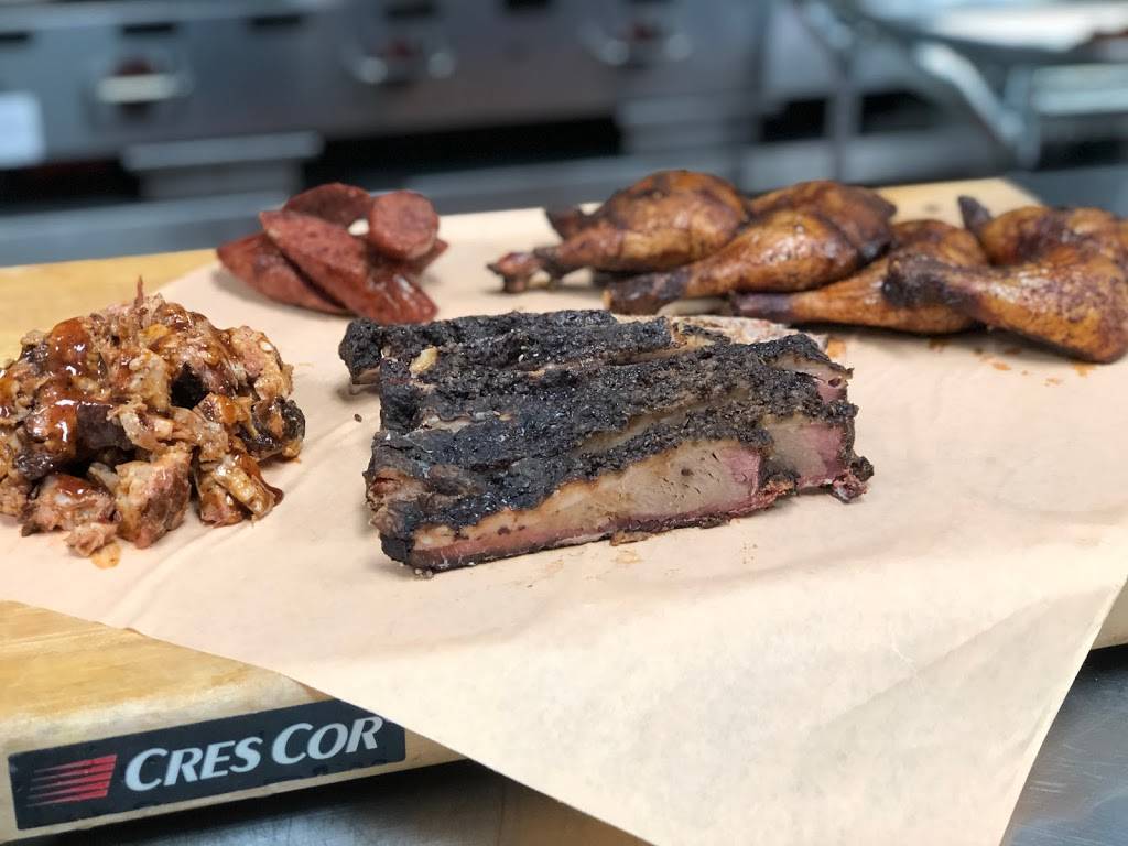 Frisco Smokehouse | restaurant | 5353 Independence Pkwy Suite #500, Frisco, TX 75035, USA | 2144300097 OR +1 214-430-0097