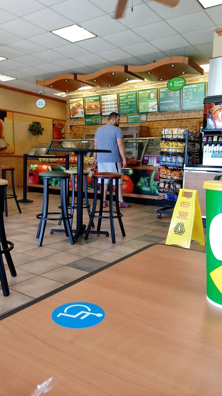 Subway | restaurant | 760 W Fire Tower Rd, Winterville, NC 28590, USA | 2523211511 OR +1 252-321-1511
