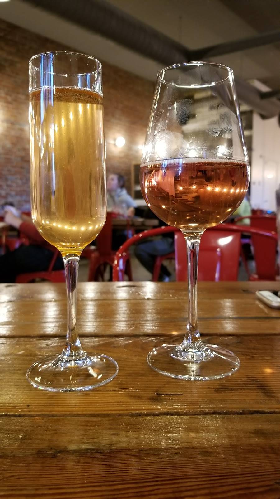 Il Lazzarone Pizza | restaurant | 412 Delaware St A, Kansas City, MO 64105, USA | 8165413695 OR +1 816-541-3695