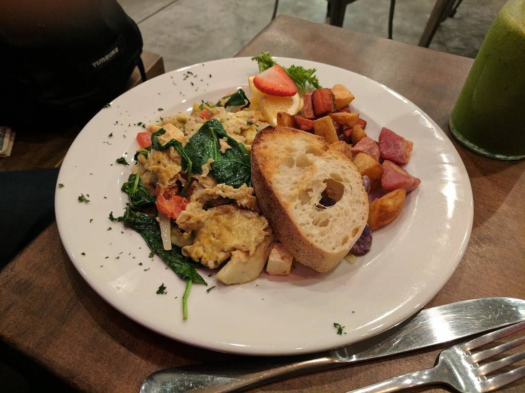 Peoples Bistro | restaurant | 1419 Haight St, San Francisco, CA 94117, USA | 4155538842 OR +1 415-553-8842