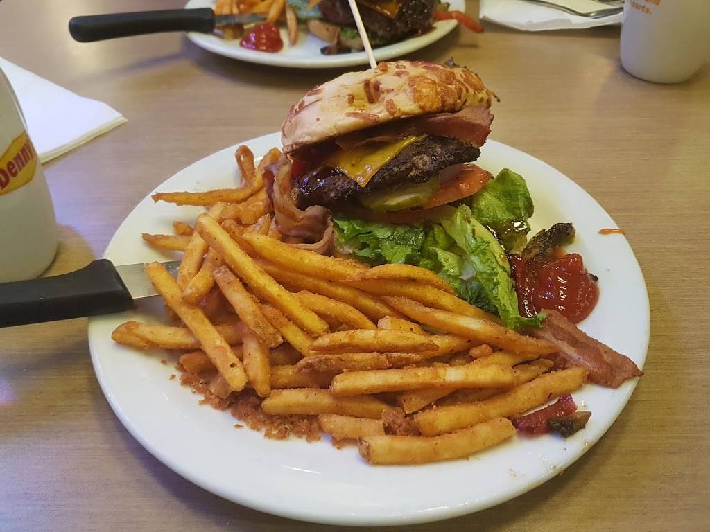 Dennys | restaurant | 450 Fremont St, Las Vegas, NV 89101, USA | 7024710056 OR +1 702-471-0056