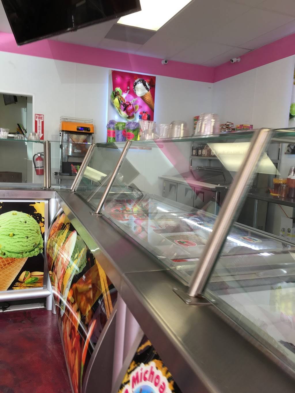 La Michoacana Ice Cream | restaurant | 5623 Mission Boulevard, Riverside, CA 92509, USA | 9512899405 OR +1 951-289-9405