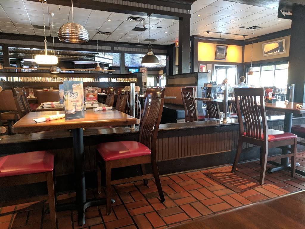 TGI Fridays | restaurant | 7118 S Semoran Blvd, Orlando, FL 32822, USA | 4078551070 OR +1 407-855-1070