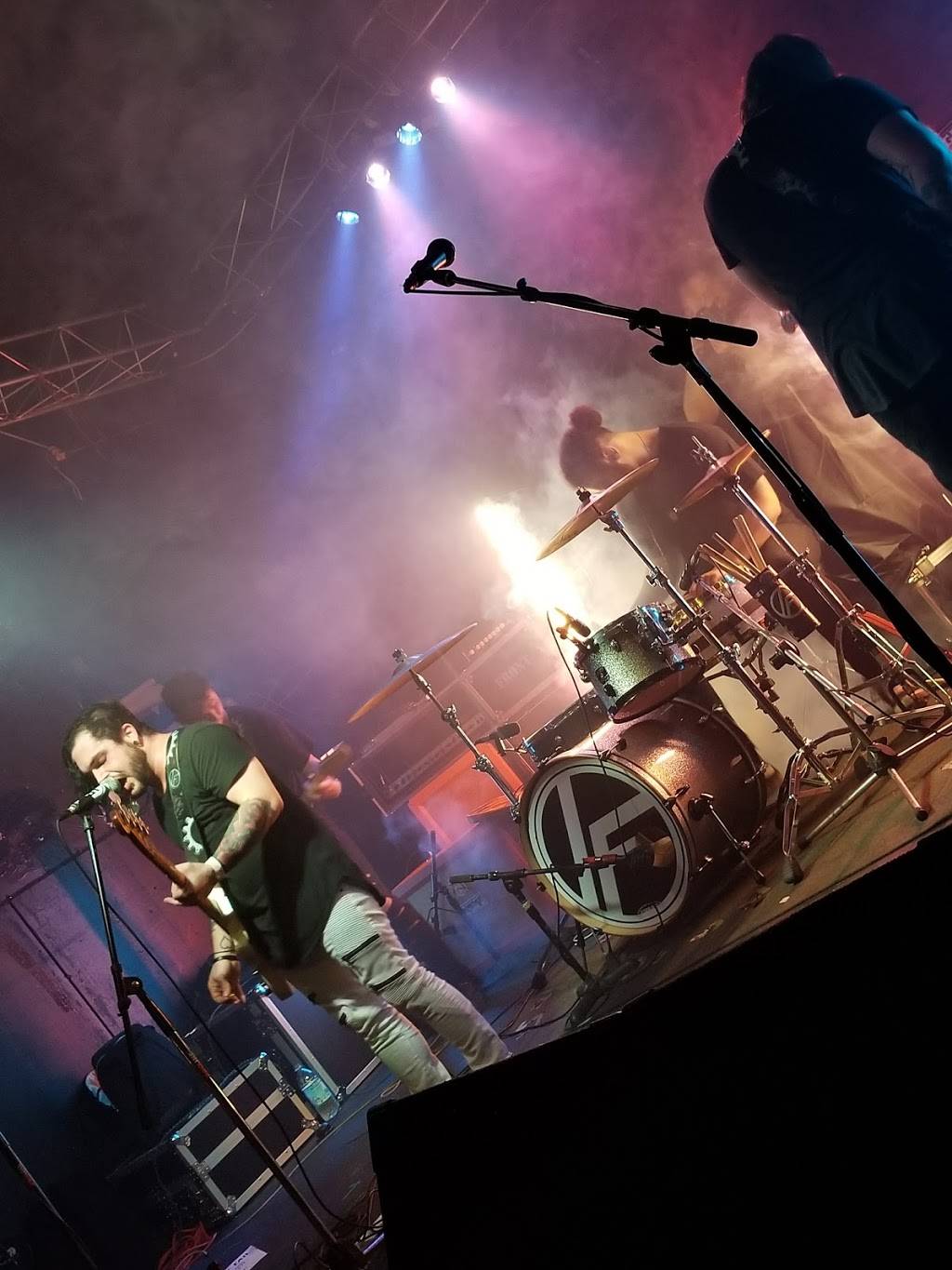 The Foundry Concert Club | restaurant | 11729 Detroit Ave, Lakewood, OH 44107, USA | 4406375483 OR +1 440-637-5483