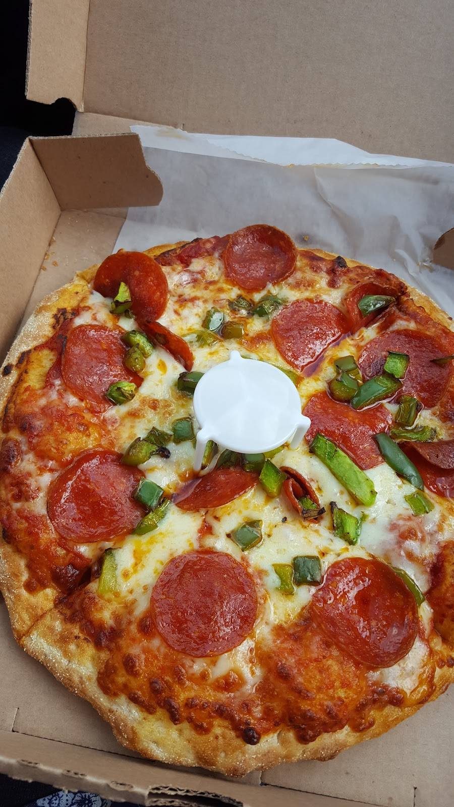 Foxs Pizza Hopewell | meal takeaway | 2296 Brodhead Rd, Aliquippa, PA 15001, USA | 7242034762 OR +1 724-203-4762