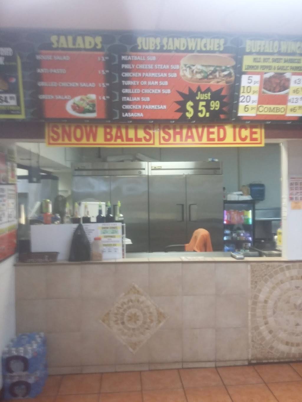 Lucky #7 Food Mart | restaurant | 1201 Country Club Ln, Fort Worth, TX 76112, USA | 8179300000 OR +1 817-930-0000