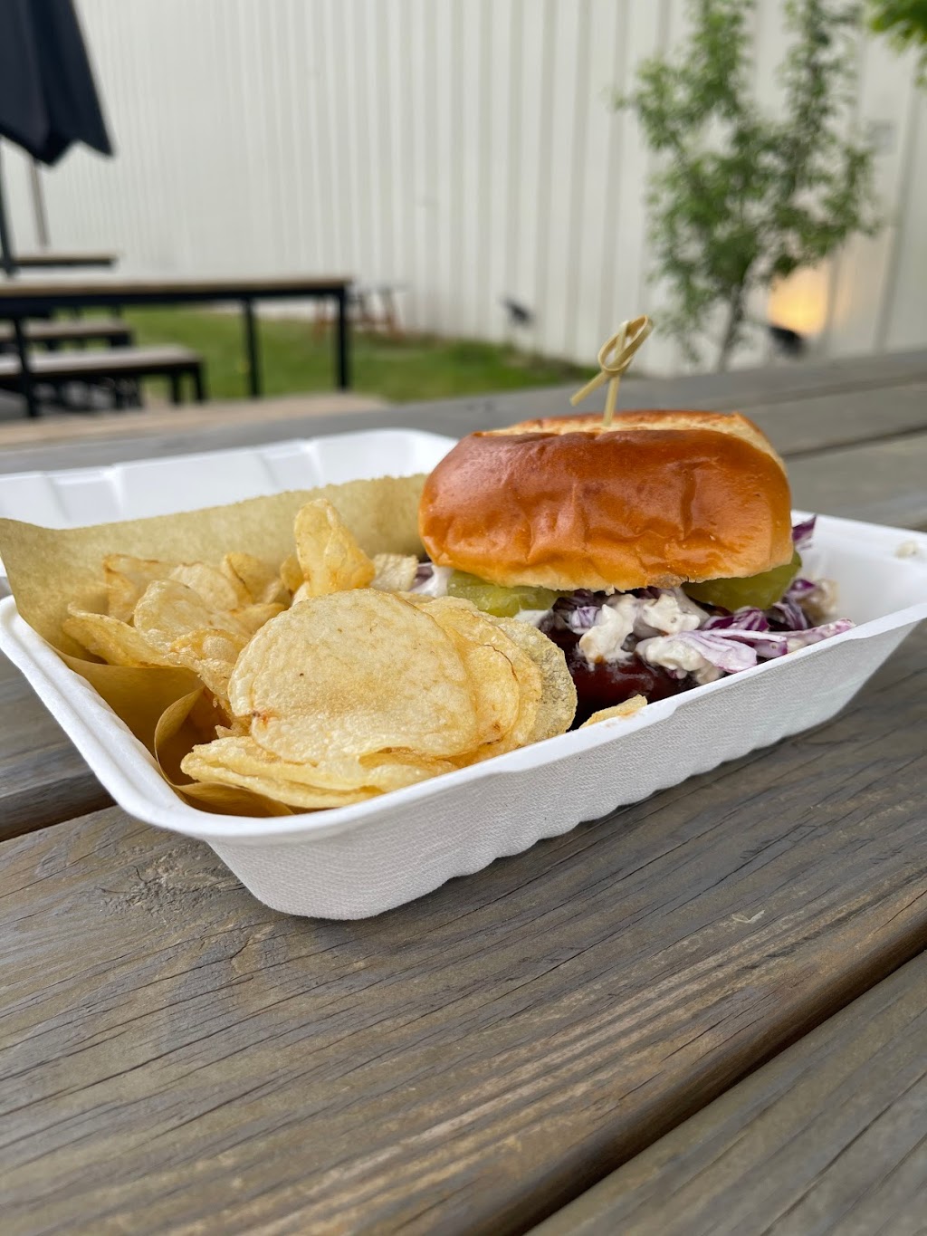 Miss Birdies Barbecue | restaurant | 8 Winkler Rd, Sidney, NY 13838, USA | 6072321143 OR +1 607-232-1143