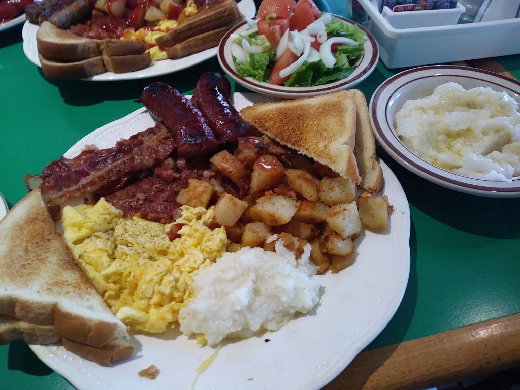 Goodman Family Restaurant | restaurant | 495 Goodman St N, Rochester, NY 14609, USA | 5855466002 OR +1 585-546-6002