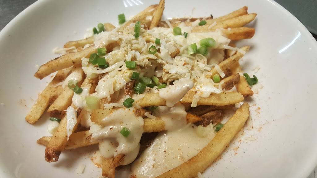 Silver Queen Cafe | restaurant | 5429 Harford Rd, Baltimore, MD 21214, USA | 4433452020 OR +1 443-345-2020