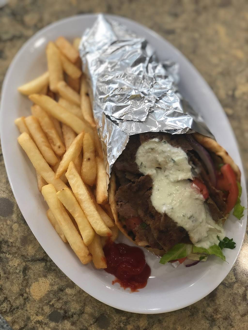 Gyro & Kebab House | restaurant | 1056 Great Plain Ave, Needham, MA 02492, USA | 7814448000 OR +1 781-444-8000