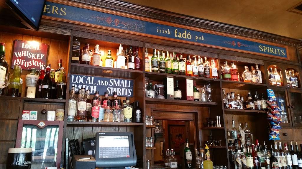 Fadó Irish Pub | restaurant | 4022 Townsfair Way, Columbus, OH 43219, USA | 6144180066 OR +1 614-418-0066