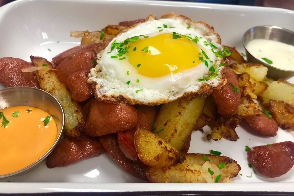 La Bodega Sangucheria | restaurant | 2306 E 4th St, Long Beach, CA 90814, USA | 5624398565 OR +1 562-439-8565