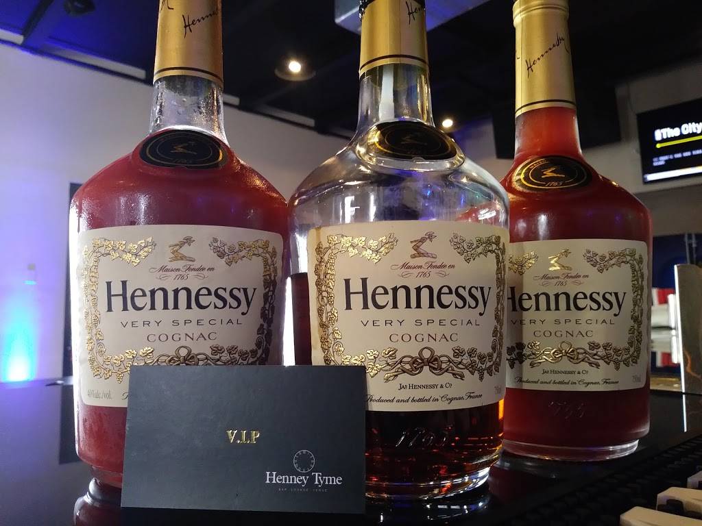 Henney Tyme Bar and Lounge | night club | 3200 W Hallandale Beach Blvd, Hollywood, FL 33023, USA | 7544007349 OR +1 754-400-7349