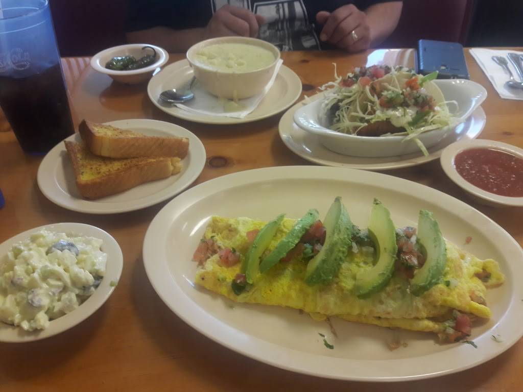 Patsys Country Kitchen | restaurant | 1221 N State St, San Jacinto, CA 92583, USA | 9514876171 OR +1 951-487-6171