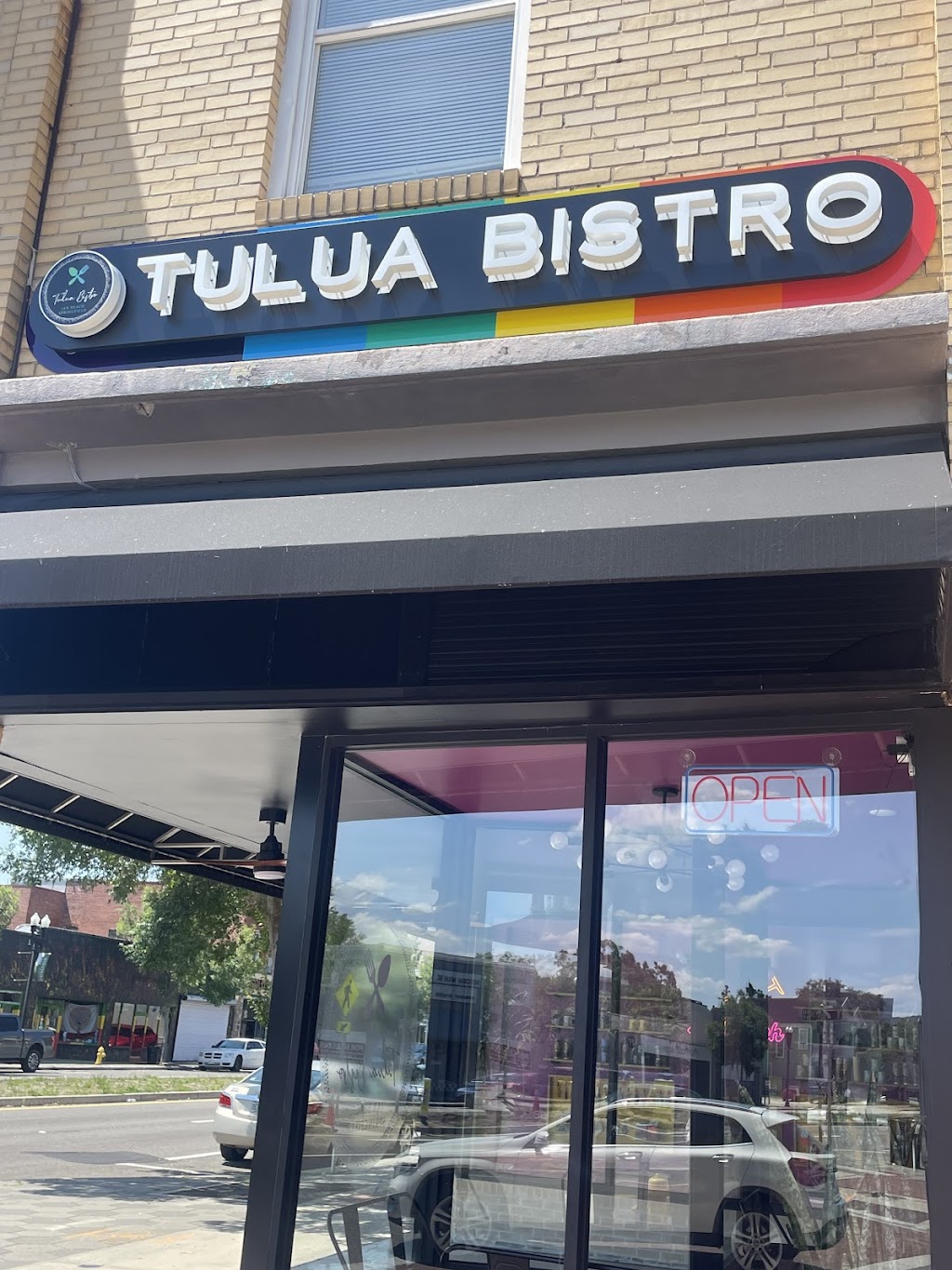 Tulua Bistro Springfield | restaurant | 1705 N Main St, Jacksonville, FL 32206, USA | 9045599575 OR +1 904-559-9575