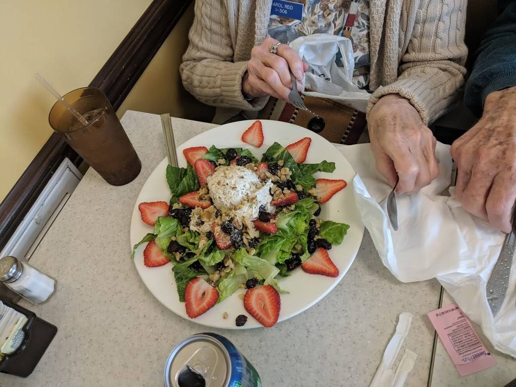 The Pantry Restaurant | restaurant | 2715 Marietta Ave, Lancaster, PA 17601, USA | 7178986034 OR +1 717-898-6034