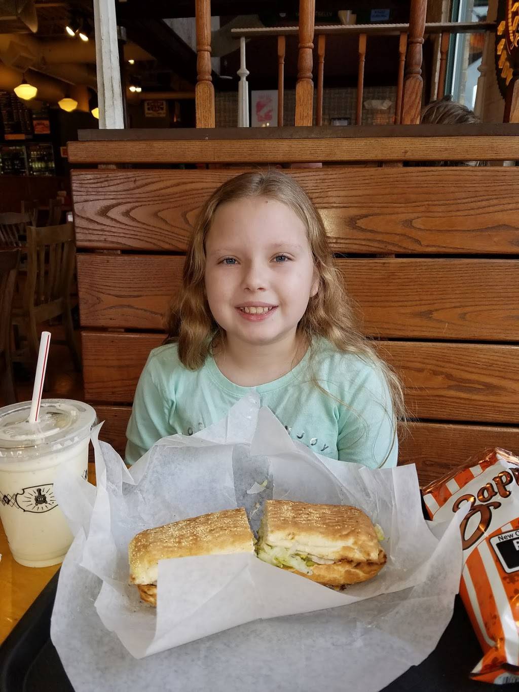 Potbelly Sandwich Shop | restaurant | 552 Roosevelt Rd, Glen Ellyn, IL 60137, USA | 6304695820 OR +1 630-469-5820