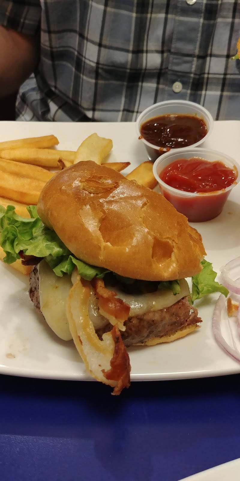 Bacalls Cafe | restaurant | 6118 Hamilton Ave, Cincinnati, OH 45224, USA | 5135418804 OR +1 513-541-8804