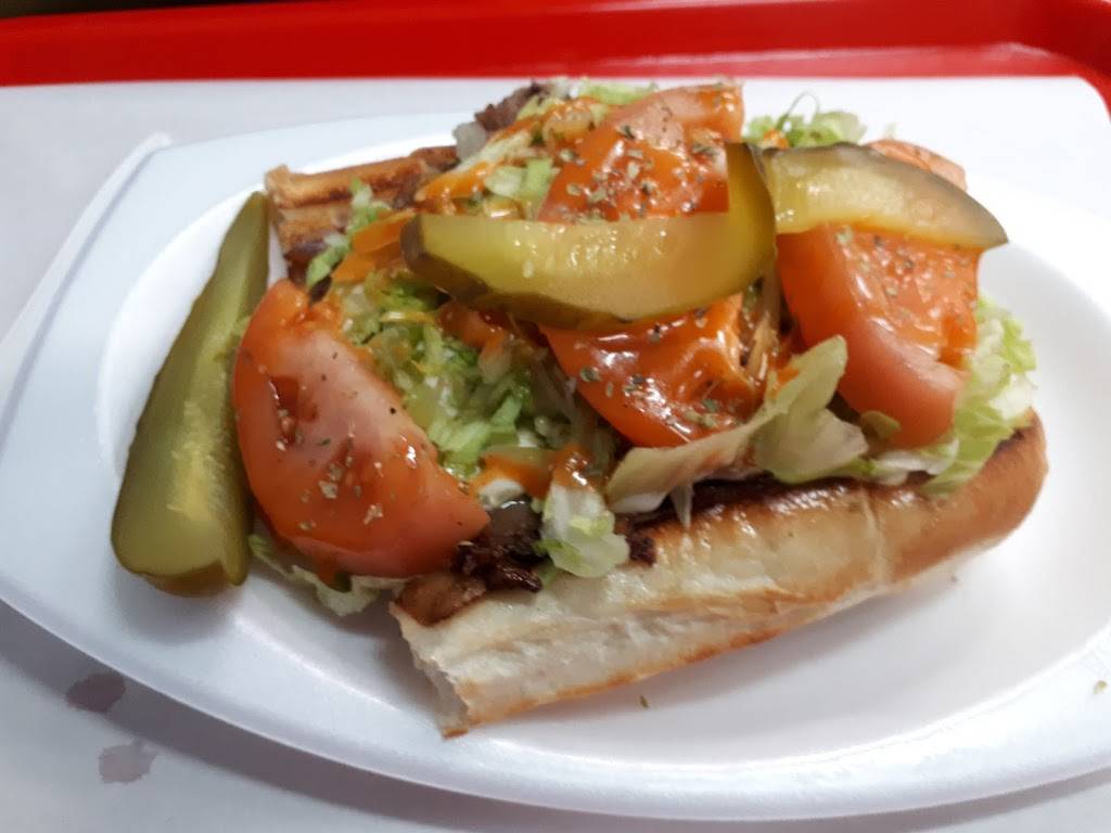 Restaurant La Pataterie | restaurant | 189 Rue Victoria, Salaberry-de-Valleyfield, QC J6T 1A7, Canada | 4503775193 OR +1 450-377-5193