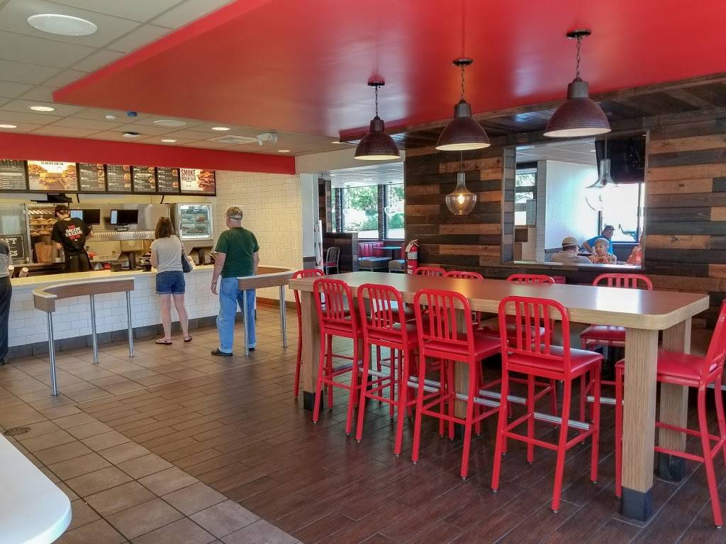 Arbys | restaurant | 5022 S 3rd St, Louisville, KY 40214, USA | 5023668435 OR +1 502-366-8435