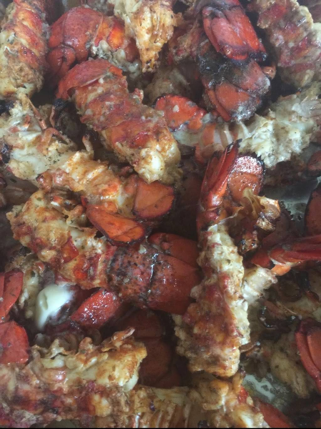 Crystals On The Go | restaurant | 15834 W Seven Mile Rd, Detroit, MI 48235, USA | 3133972979 OR +1 313-397-2979