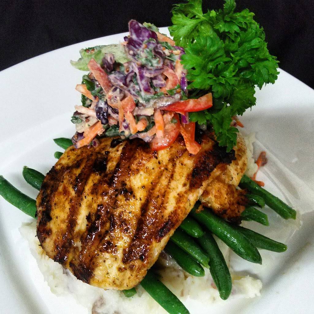 Lina Linguinis Pasta & Grille | restaurant | 111 Fouth Ave, Ridley Square, St. Catharines, ON L2S 3P5, Canada | 9059845462 OR +1 905-984-5462