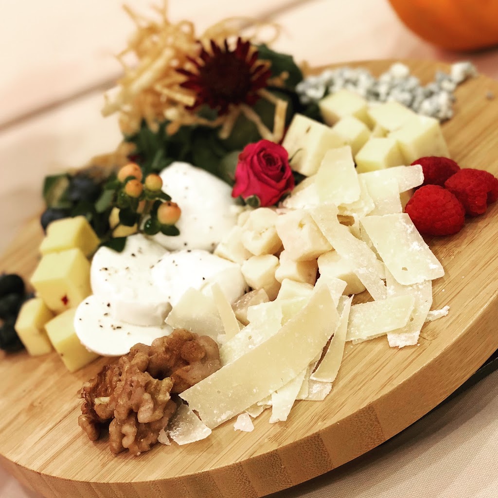 Asatryans Ginetun | restaurant | 333 N Verdugo Rd, Glendale, CA 91206, USA | 3233000003 OR +1 323-300-0003