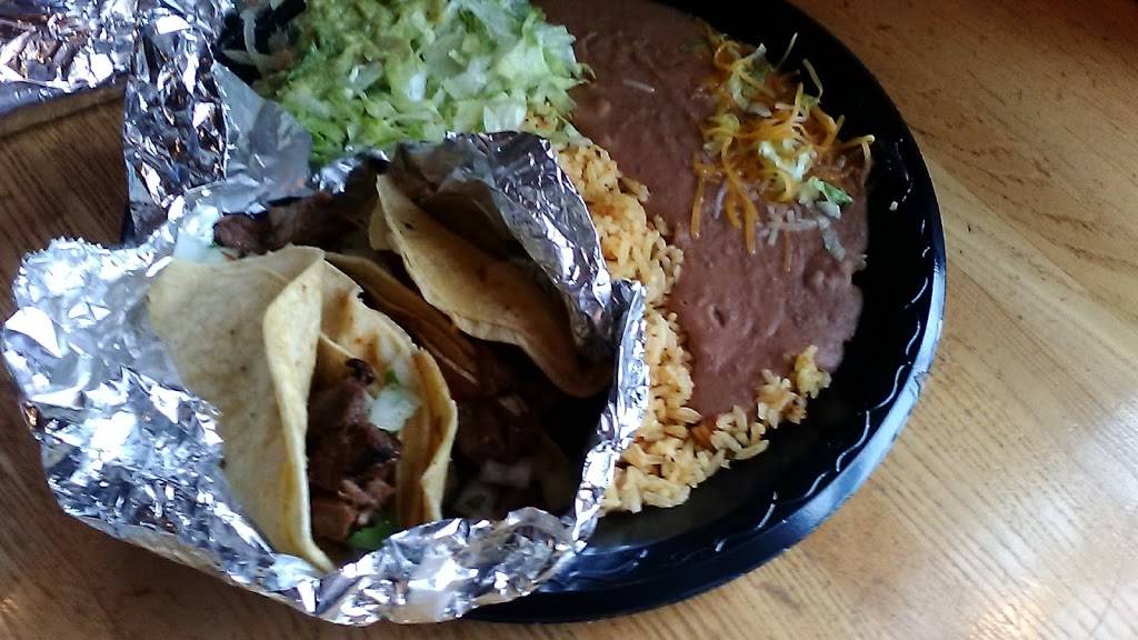 Taco Cabana | restaurant | 811 Interstate 35 Frontage Rd, New Braunfels, TX 78130, USA | 8306204099 OR +1 830-620-4099