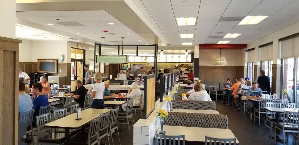 Chick-fil-A | restaurant | 101 S Veterans Pkwy, Normal, IL 61761, USA | 3092689500 OR +1 309-268-9500