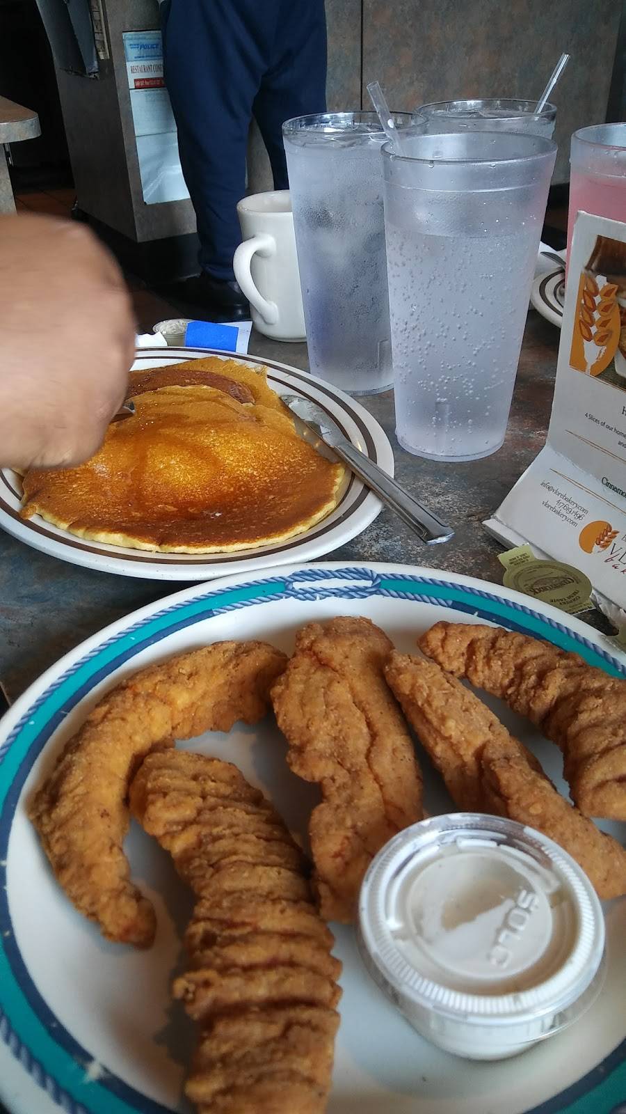 Durresi Restaurant Coney Island | restaurant | 9078 Telegraph Rd, Redford Charter Twp, MI 48239, USA | 3135312827 OR +1 313-531-2827