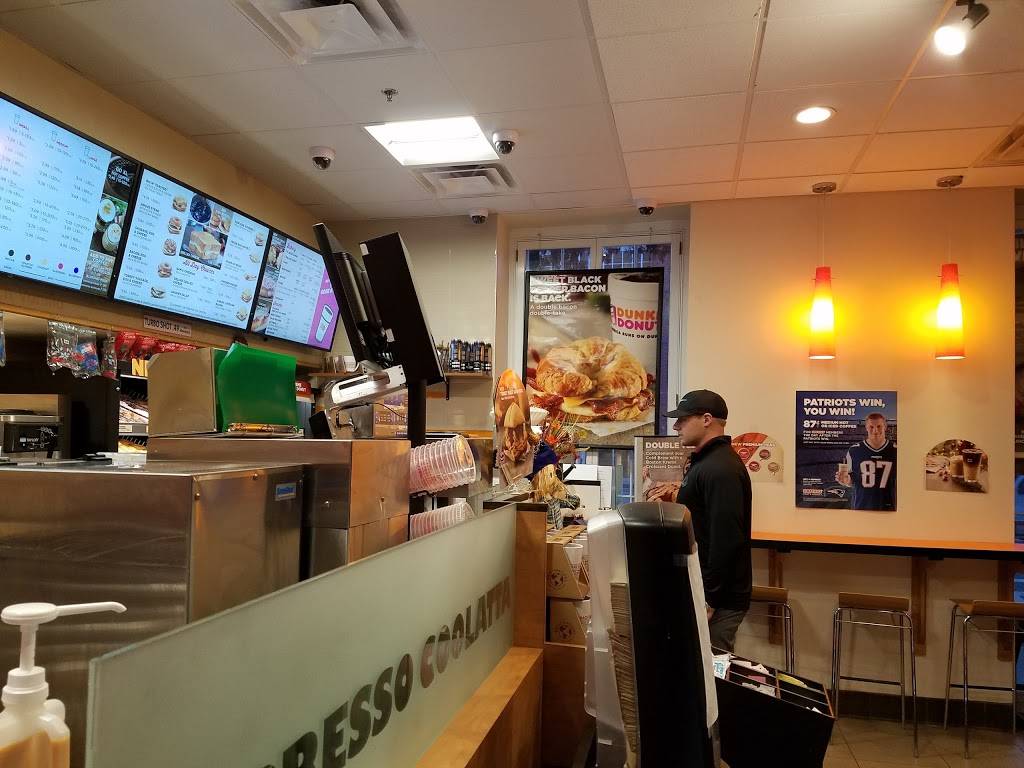 Dunkin | bakery | 100 1st Ave Building #39, Boston, MA 02129, USA | 6172867321 OR +1 617-286-7321