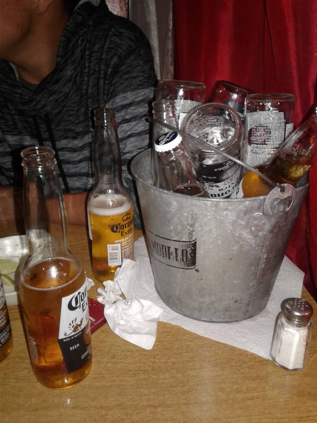 El Carboncito | restaurant | 1524 Watson Ave, Bronx, NY 10472, USA | 7188938211 OR +1 718-893-8211